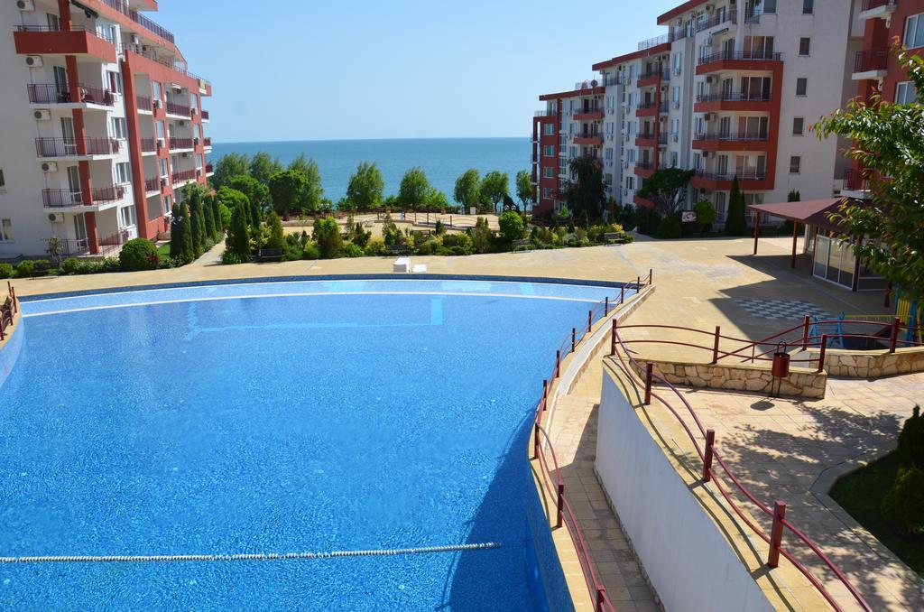 Single Private Apartments In Marina View Fort Beach Sveti Vlas Buitenkant foto