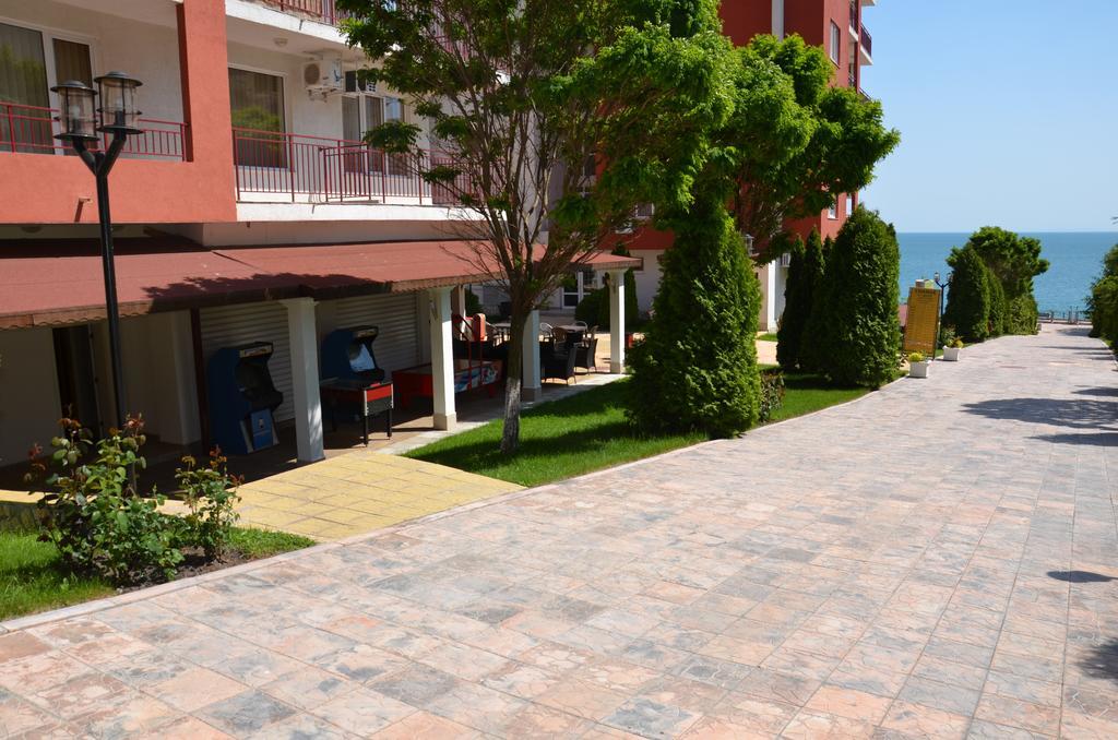 Single Private Apartments In Marina View Fort Beach Sveti Vlas Buitenkant foto